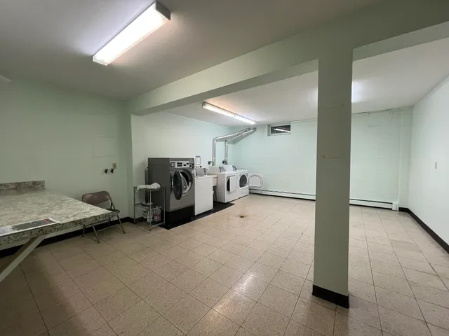 $1,300 | 1321 West Main Street, Unit 307, Lake Geneva, WI 53147