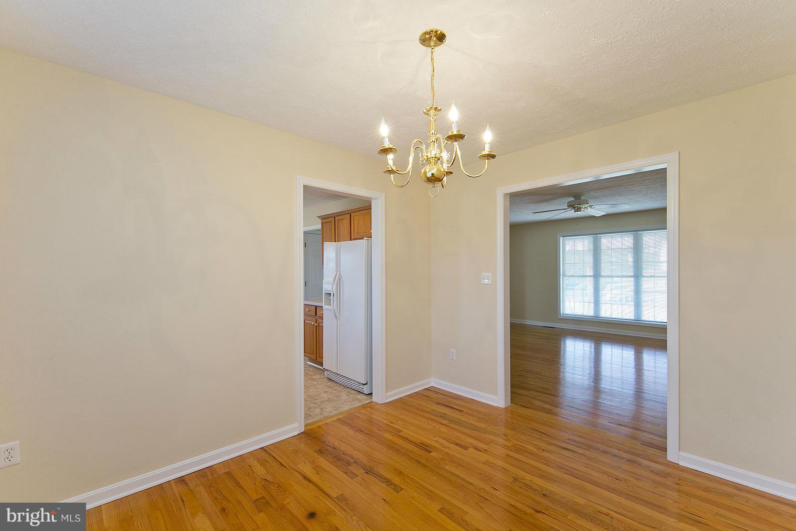 108 Mummert Circle Winchester, VA 22601 - Photo 9 of 28 Dining Room