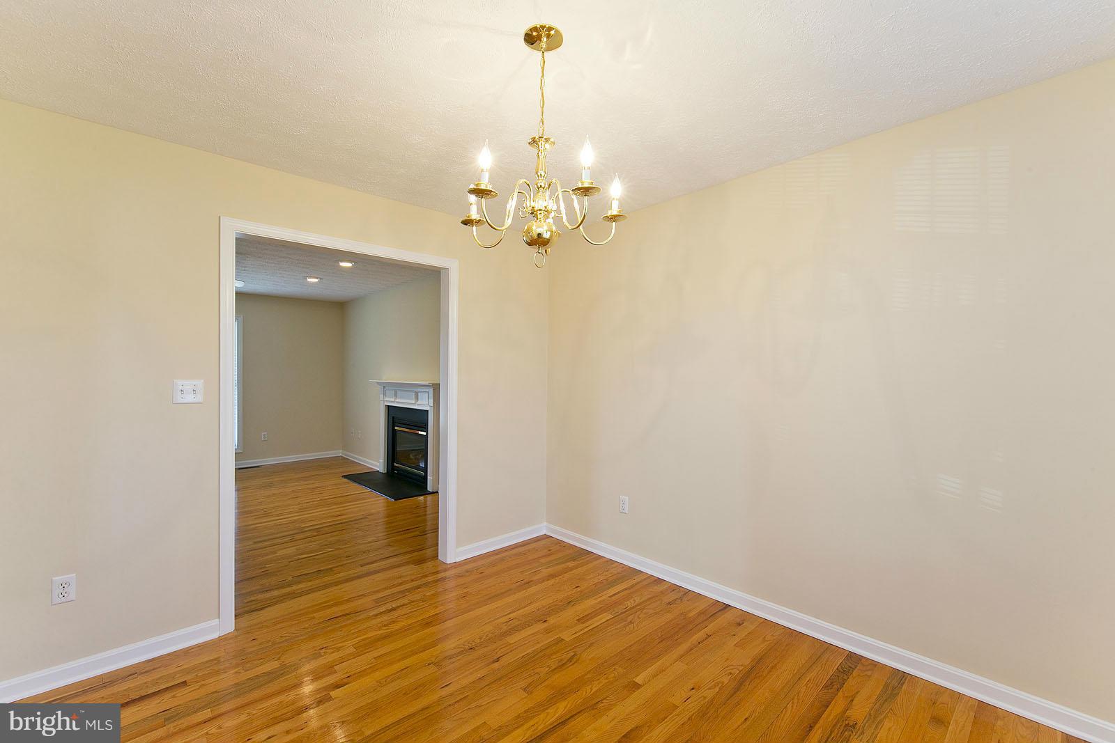 108 Mummert Circle Winchester, VA 22601 - Photo 10 of 28 Dining Room