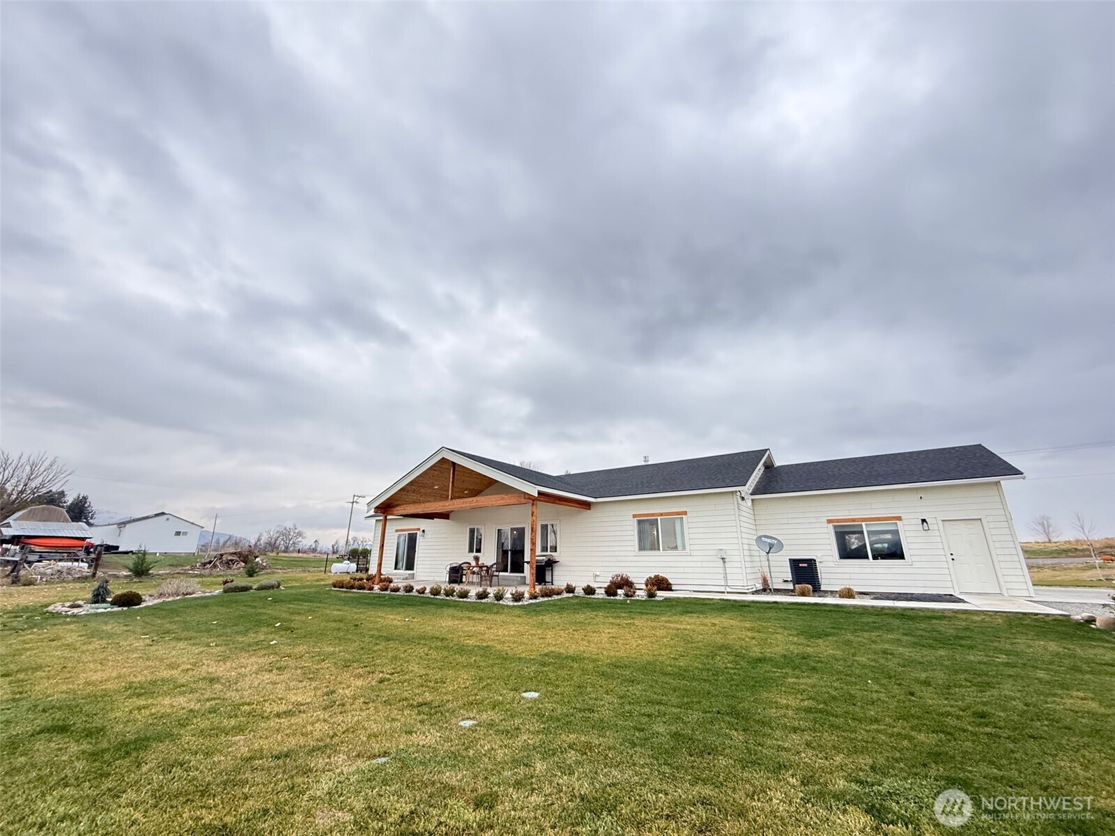 82 Nichols Road Omak, WA 98841 - Photo 38 of 40