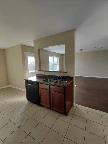 $1,800 | 8902 Stagewood Drive, Humble, TX 77338