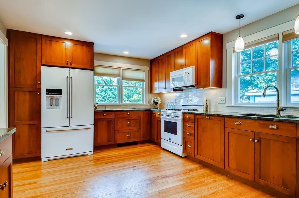 45 Horace Road Belmont, MA 02478 - Photo 11 of 41 Gallery Image 11