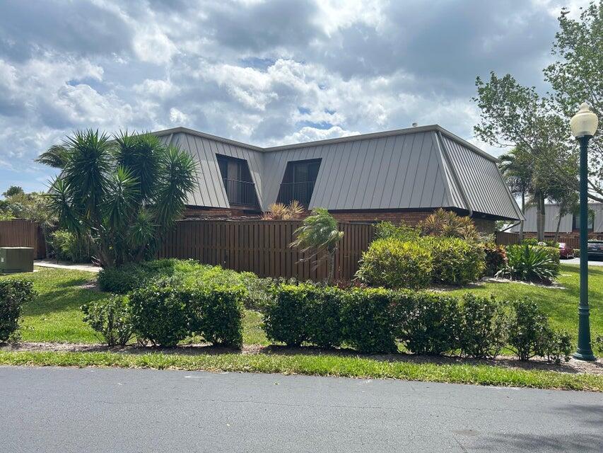 1420 Ocean Way, Unit 14D Jupiter, FL 33477 - Photo 2 of 34 Exterior