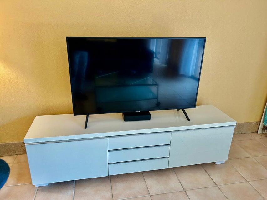 1420 Ocean Way, Unit 14D Jupiter, FL 33477 - Photo 6 of 34 Living Area