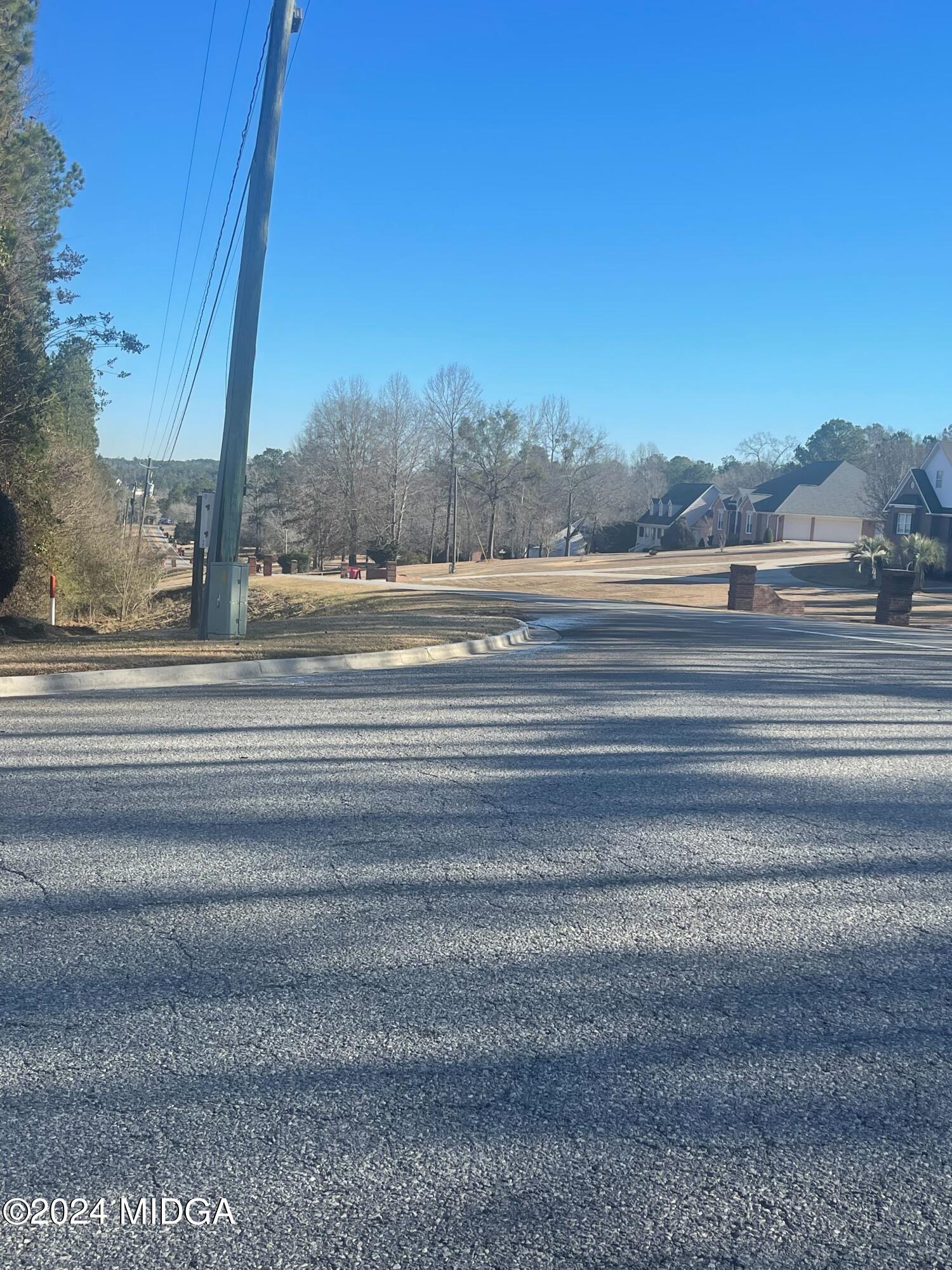 132 Waters Pointe Lizella, GA 31052 - Photo 7 of 9 a view of a yard