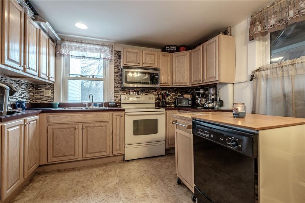 719 Gray Road Gorham, ME 04038 - Photo 10 of 32 Photo