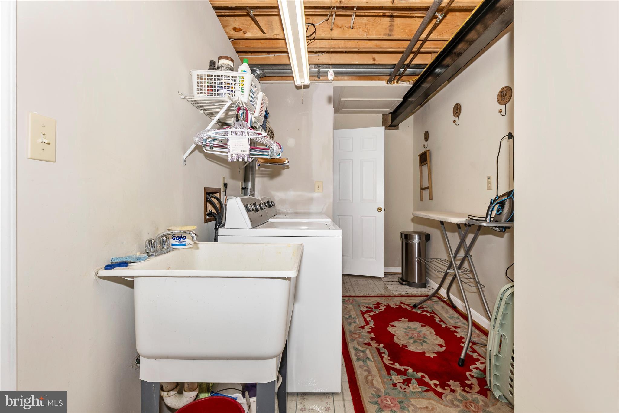 105 Crossing Pointe Court Frederick, MD 21702 - Photo 29 of 39 Laundry