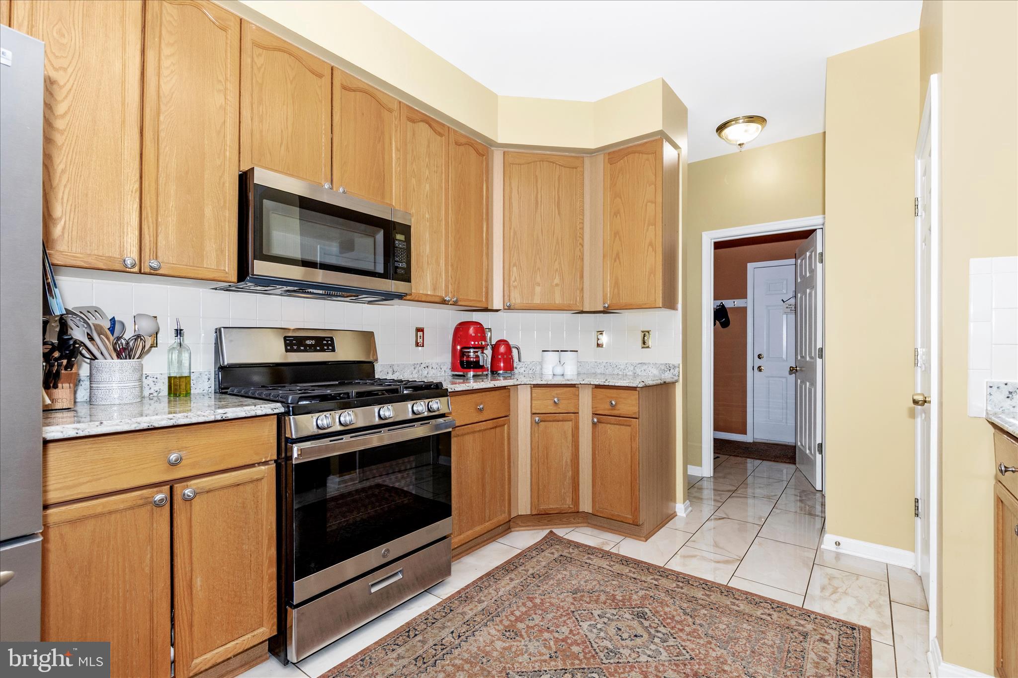 105 Crossing Pointe Court Frederick, MD 21702 - Photo 3 of 39 Kitchen