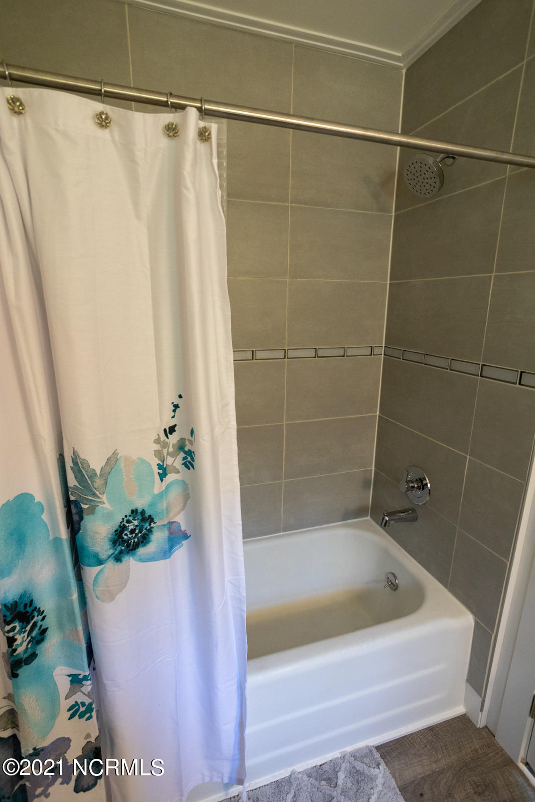 306 Golf Road Plymouth, NC 27962 - Photo 33 of 71 Second Full Bath View 2