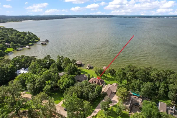$1,100,000 | 151 Lake Oaks Boulevard, Coldspring, TX 77331