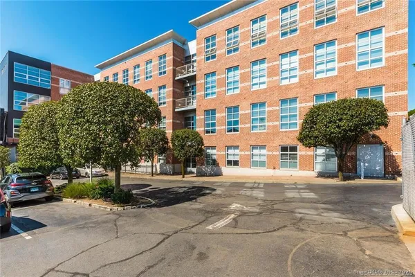 $2,675 | 10 Ann Street, Unit 108, Norwalk, CT 06854