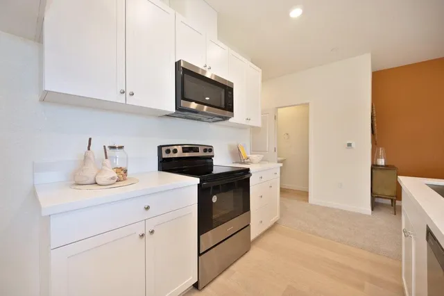 $417,990 | 1833 Snowy White Place, Unit 63, Lincoln, CA 95648