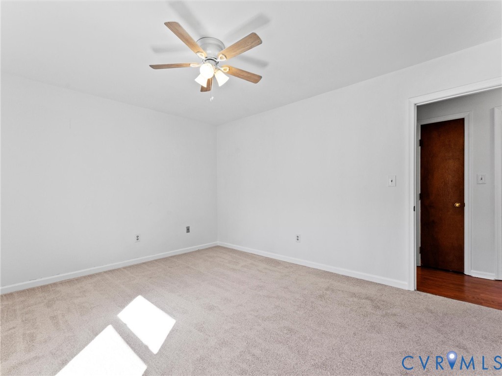 3913 Tavern Road Petersburg, VA 23805 - Photo 18 of 34 an empty room with a window