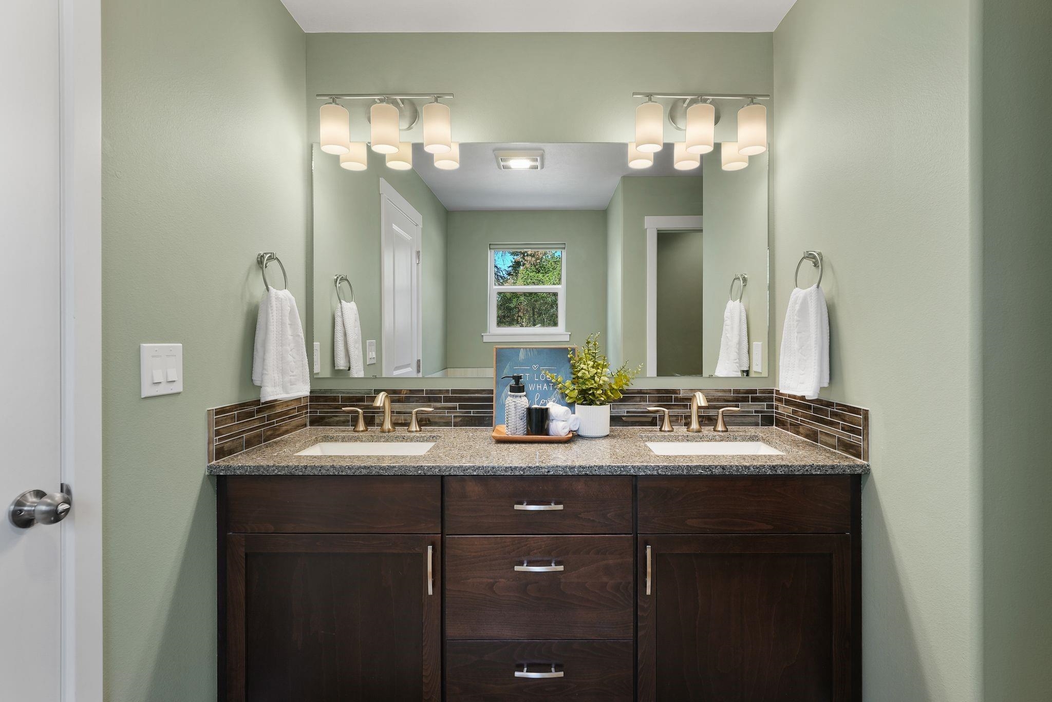 17712 West Burnett Road Nine Mile Falls, WA 99026 - Photo 16 of 46