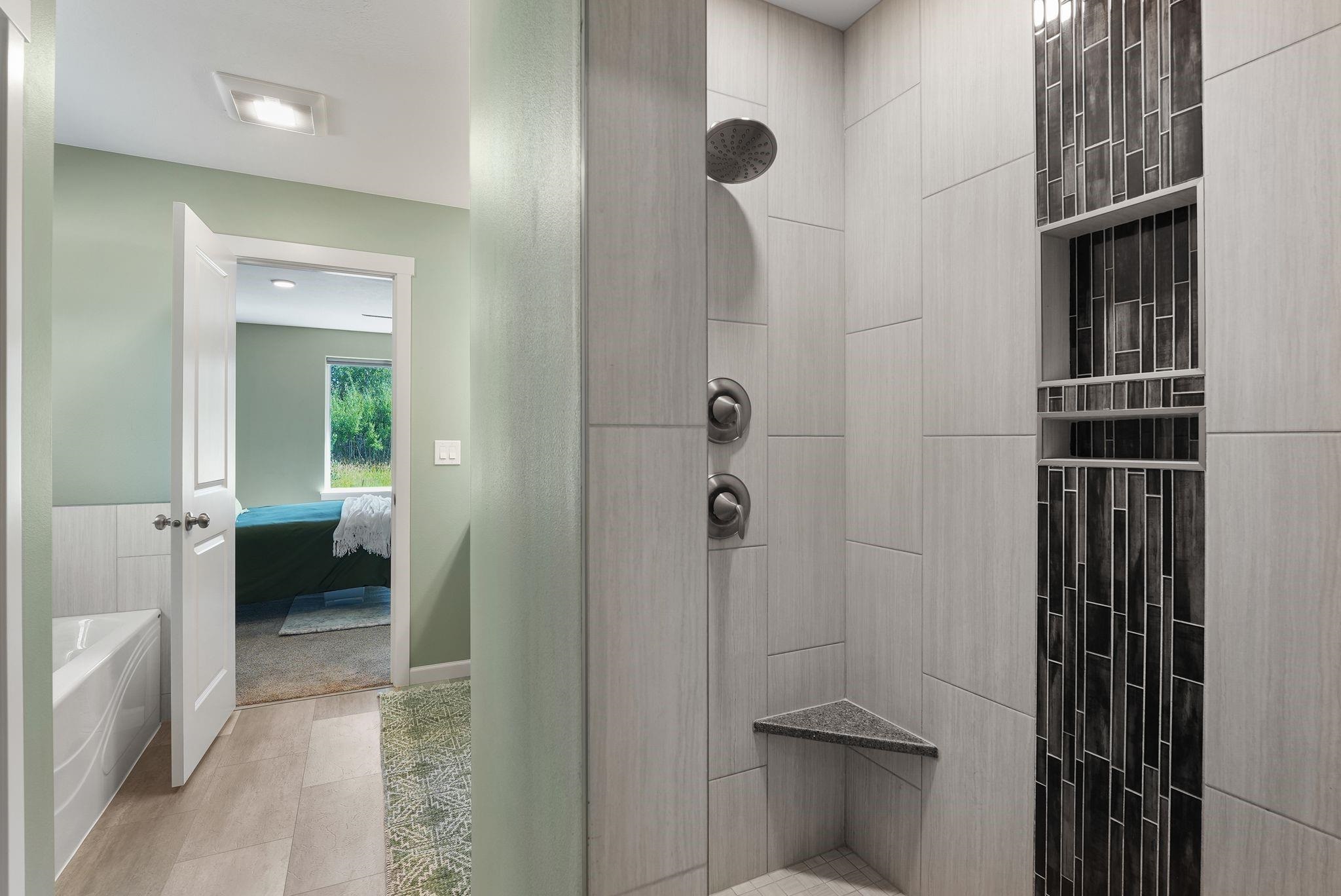 17712 West Burnett Road Nine Mile Falls, WA 99026 - Photo 17 of 46