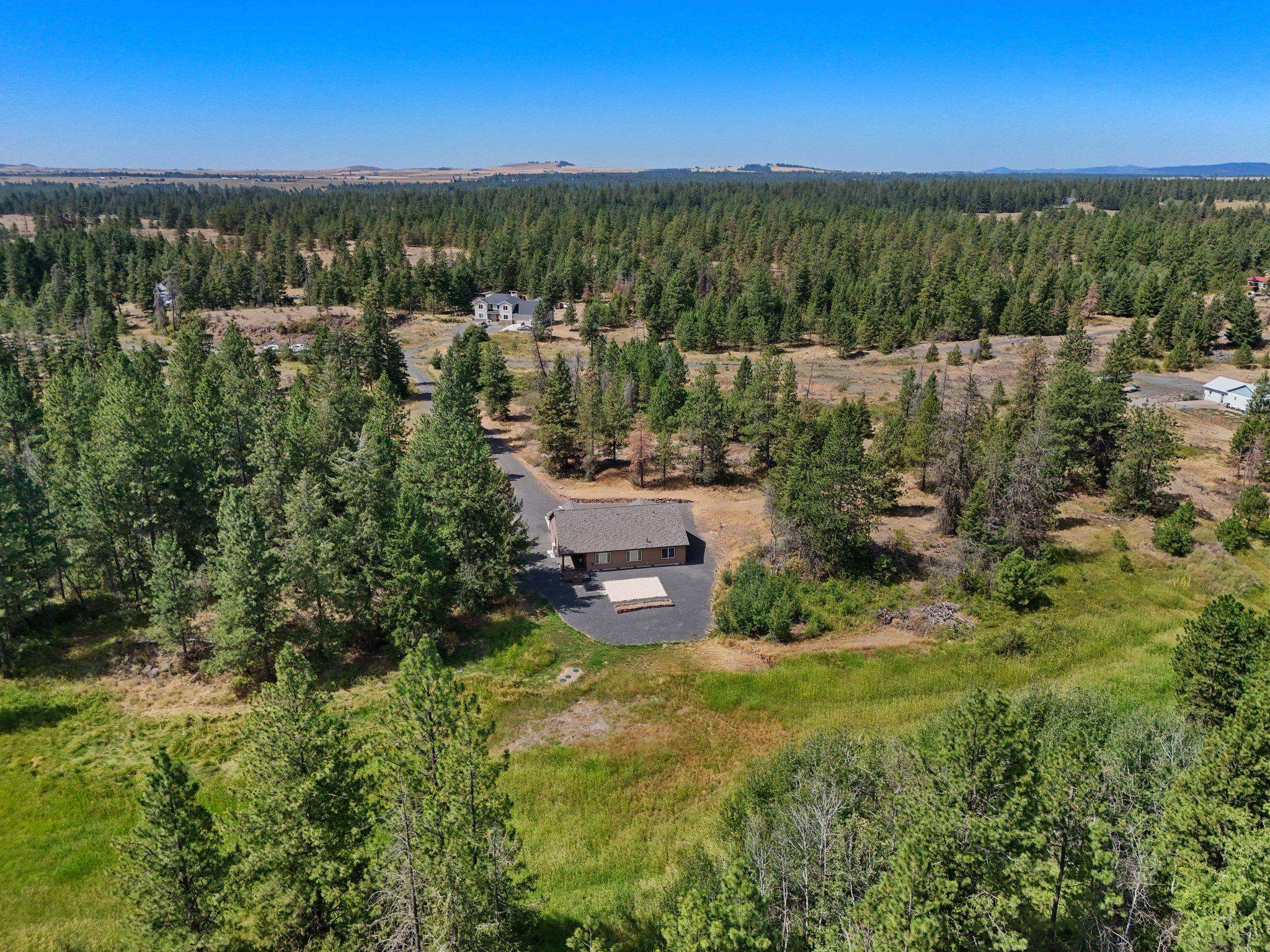 17712 West Burnett Road Nine Mile Falls, WA 99026 - Photo 38 of 46