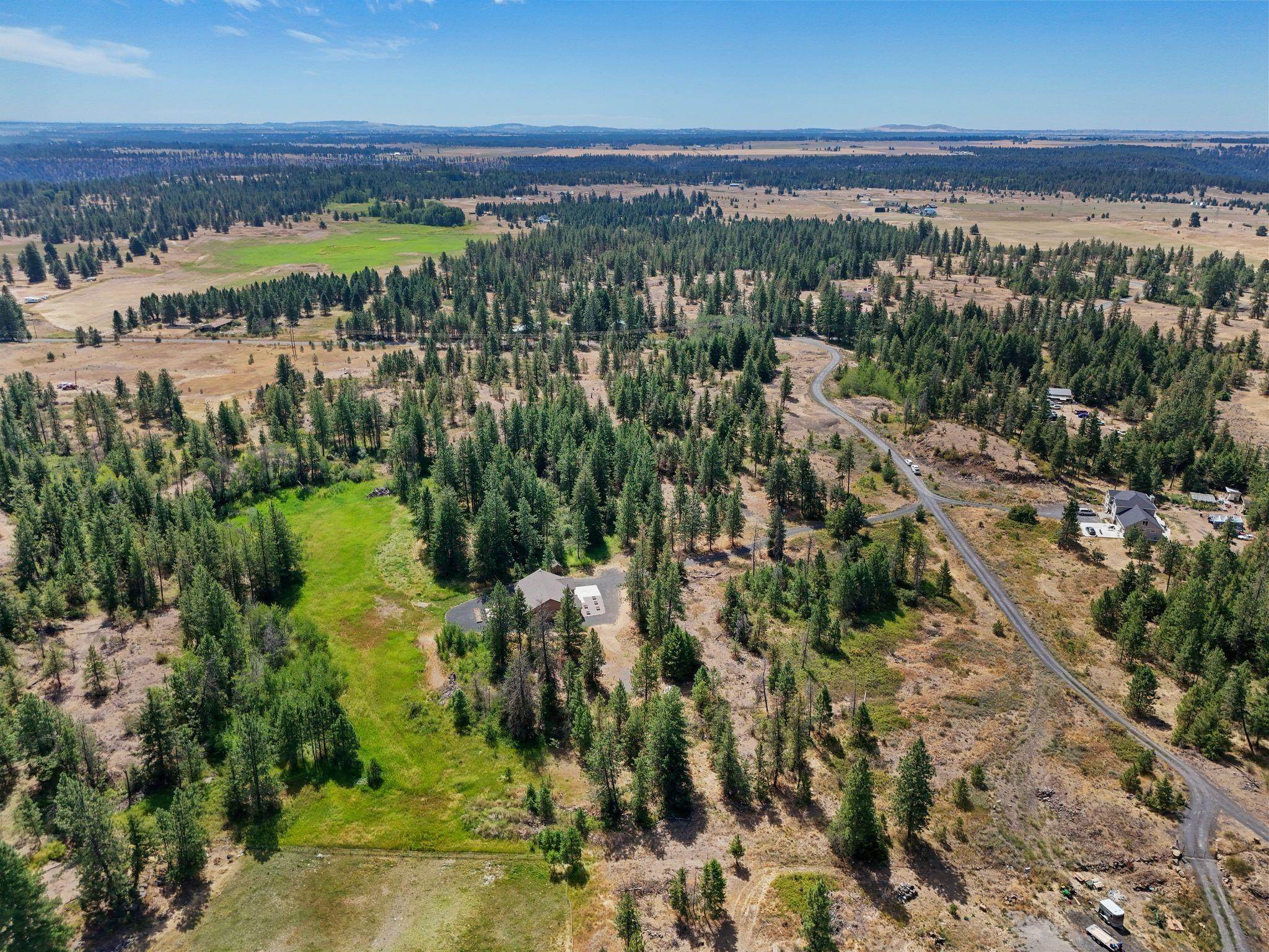 17712 West Burnett Road Nine Mile Falls, WA 99026 - Photo 39 of 46