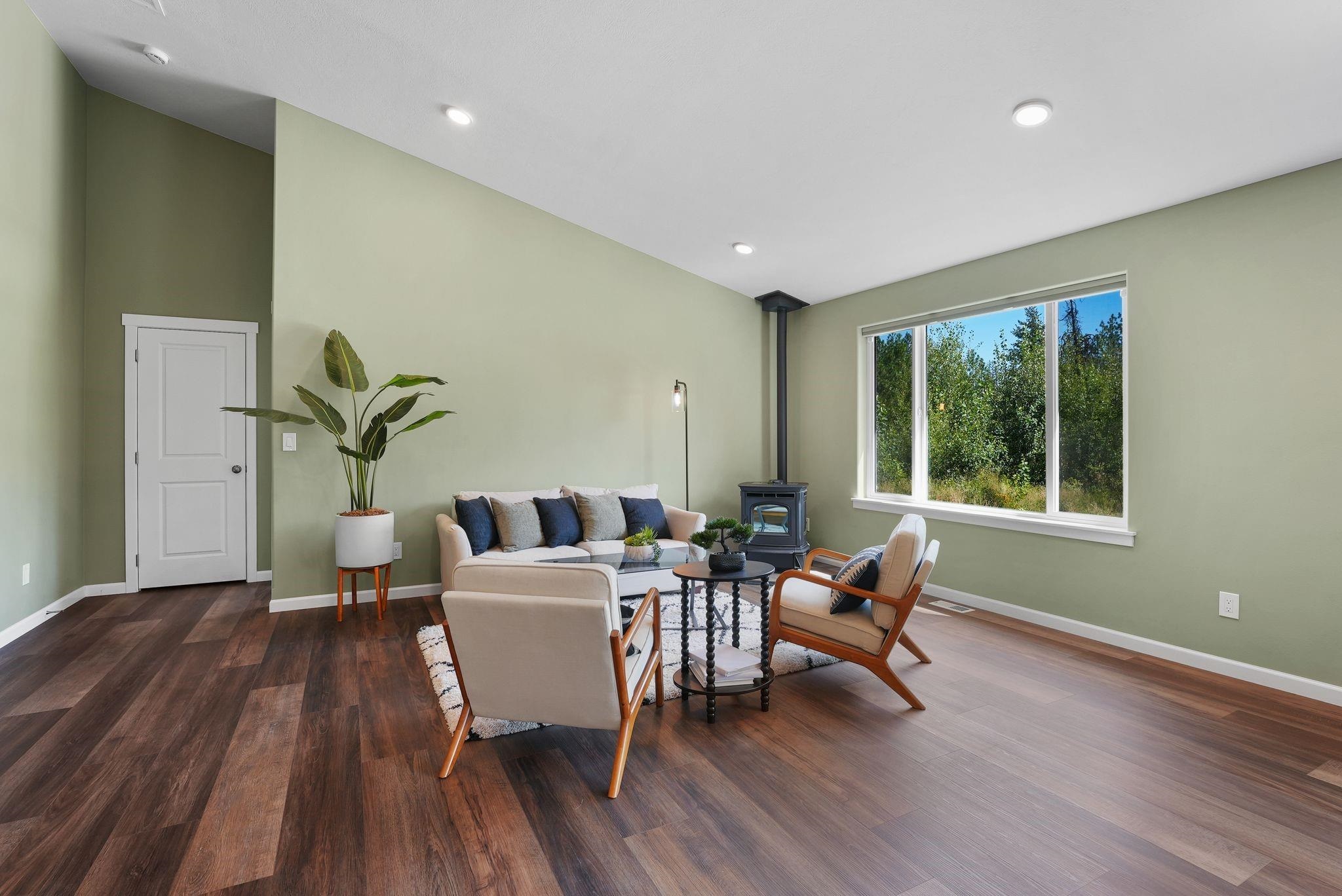 17712 West Burnett Road Nine Mile Falls, WA 99026 - Photo 5 of 46