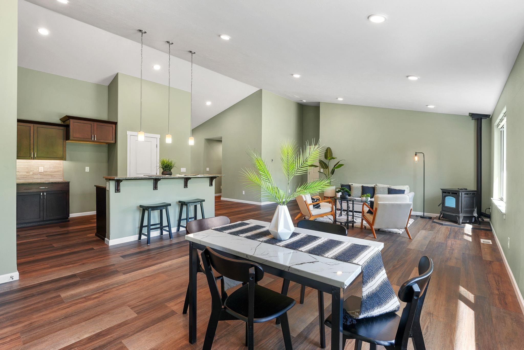 17712 West Burnett Road Nine Mile Falls, WA 99026 - Photo 6 of 46