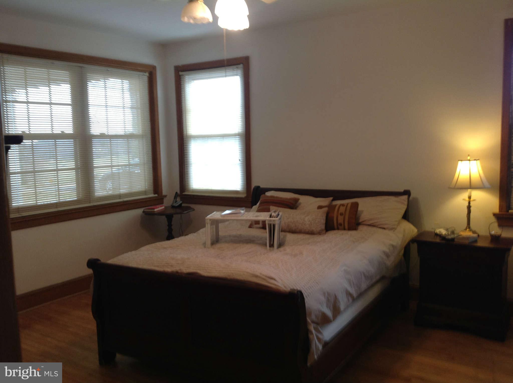 815 Hilltop Road Baltimore, MD 21228 - Photo 22 of 22 Bedroom (Master)