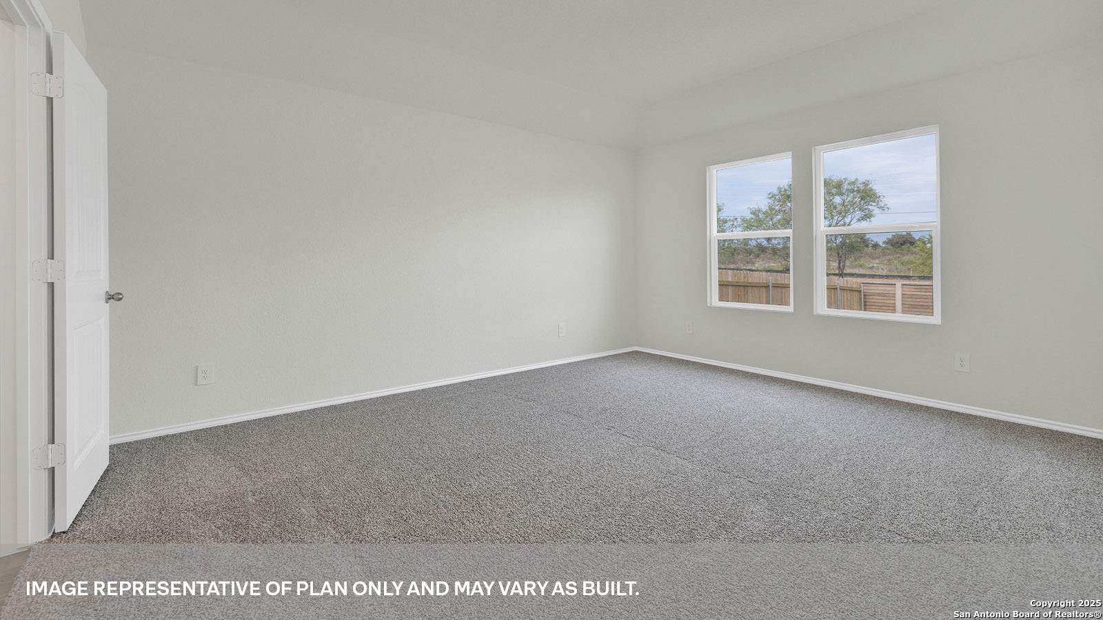 335 Boatman Cove Seguin, TX 78155 - Photo 20 of 38 an empty room with a window