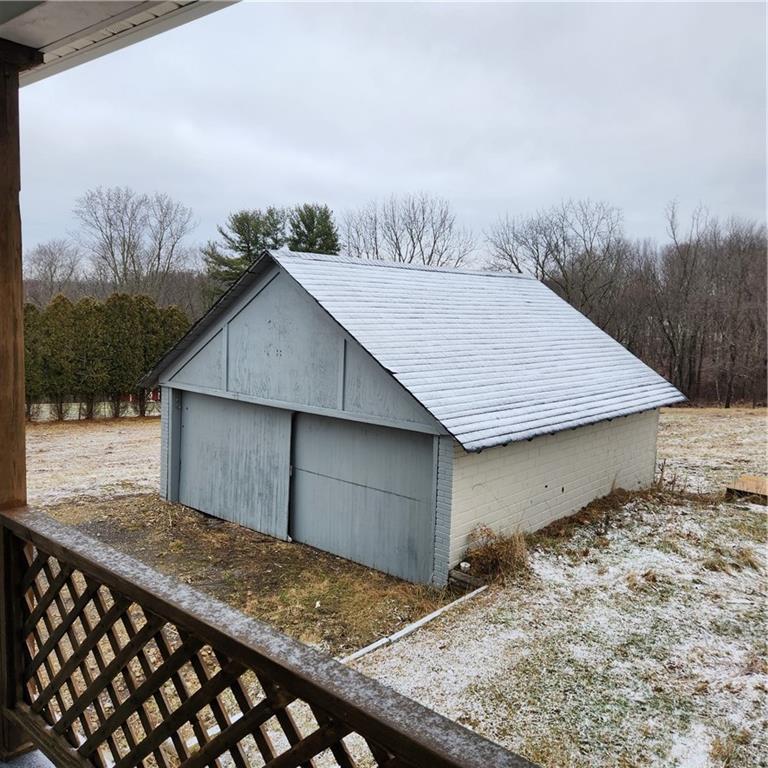 449 Chicora Road Butler, PA 16001 - Photo 5 of 24 Garage