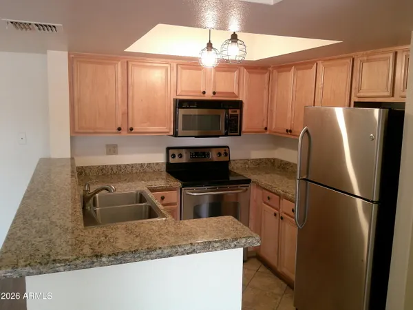 $239,900 | 5757 West Eugie Avenue, Unit 2113, Glendale, AZ 85304