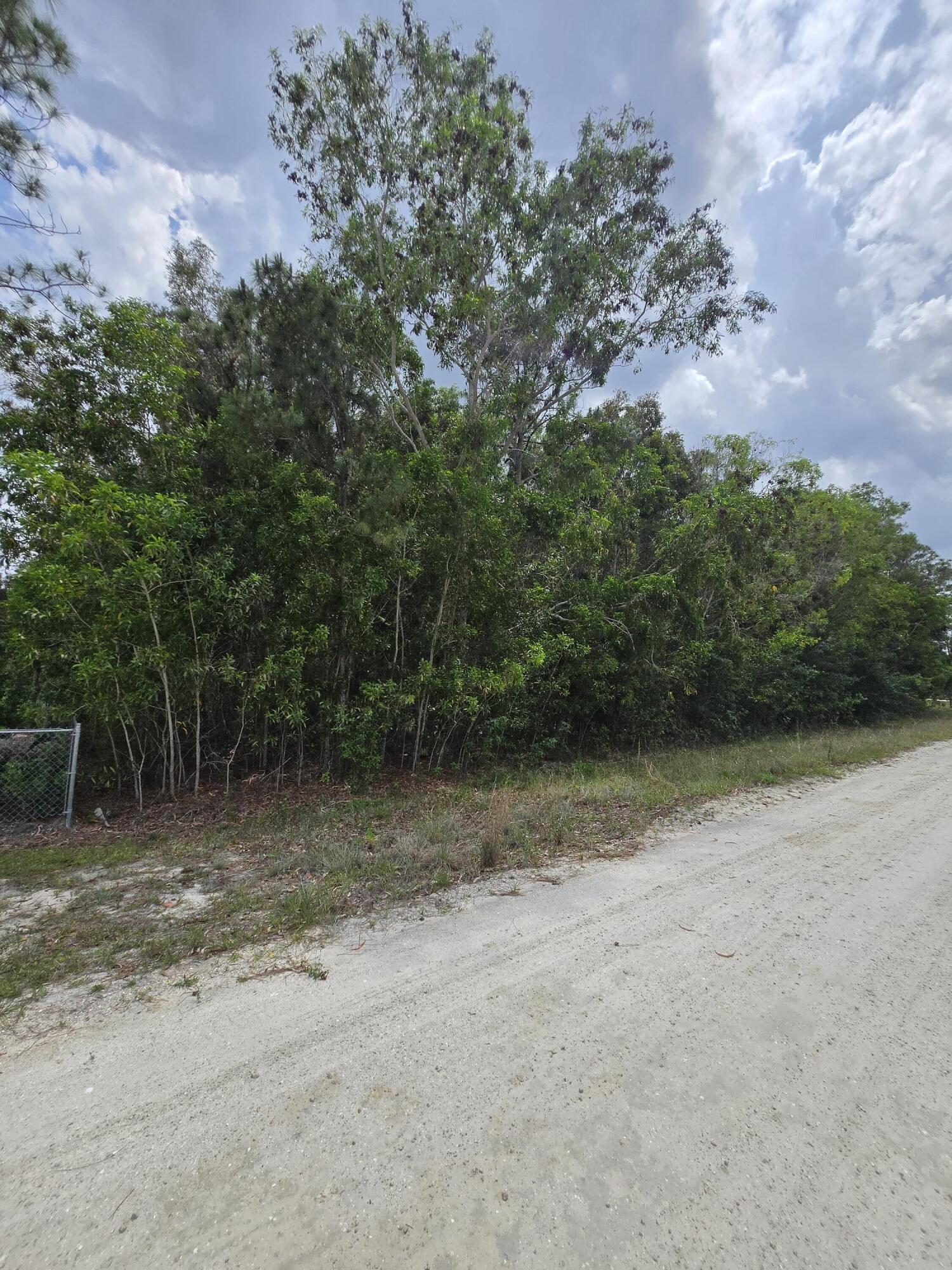 42 42nd Road North Loxahatchee, FL 33470 - Photo 11 of 11 20260511_144949