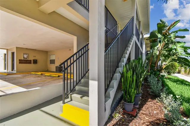 a view of an entryway