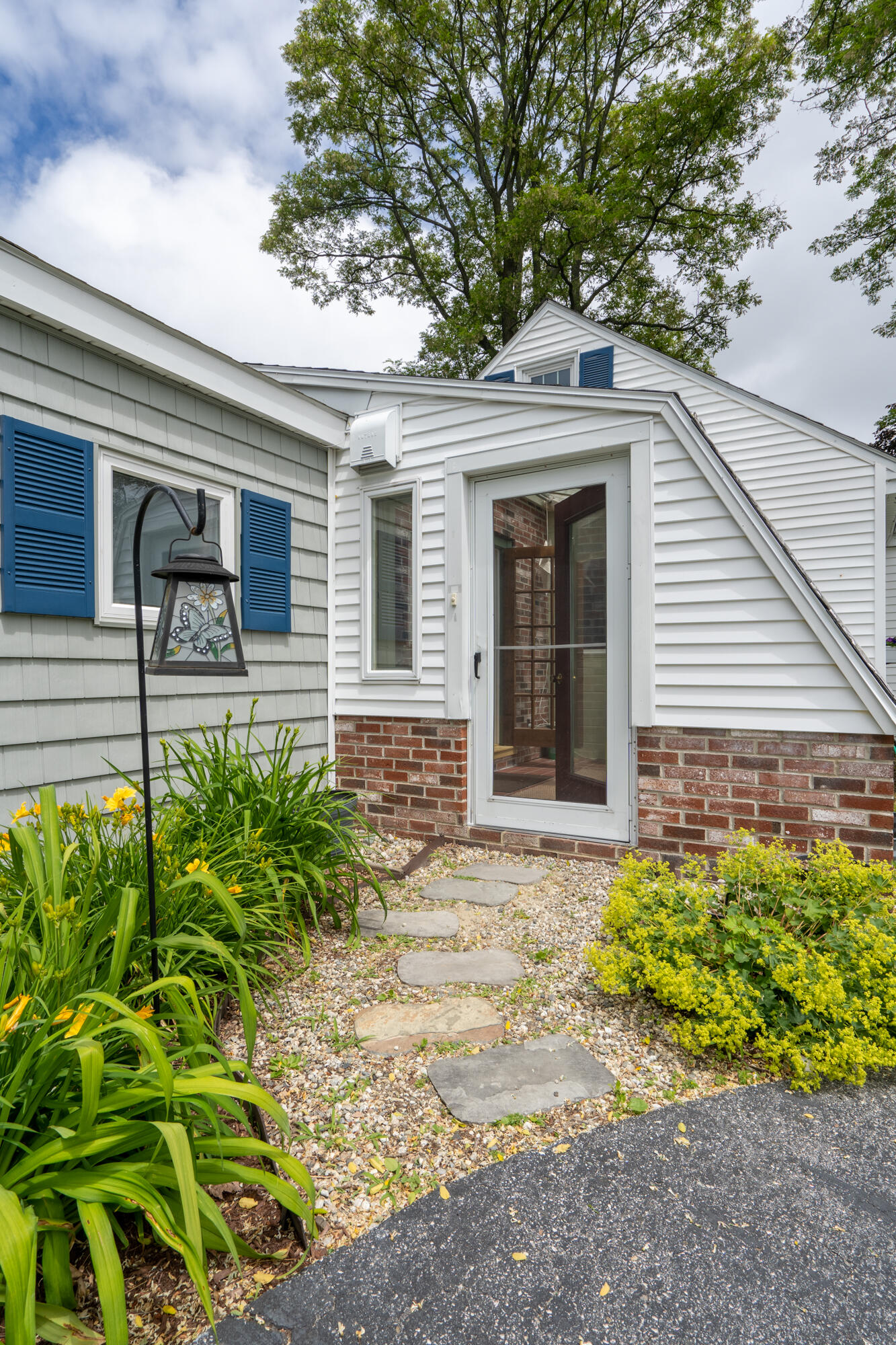 114 Spring Street Yarmouth, ME 04096 - Photo 42 of 56 114 spring street-5
