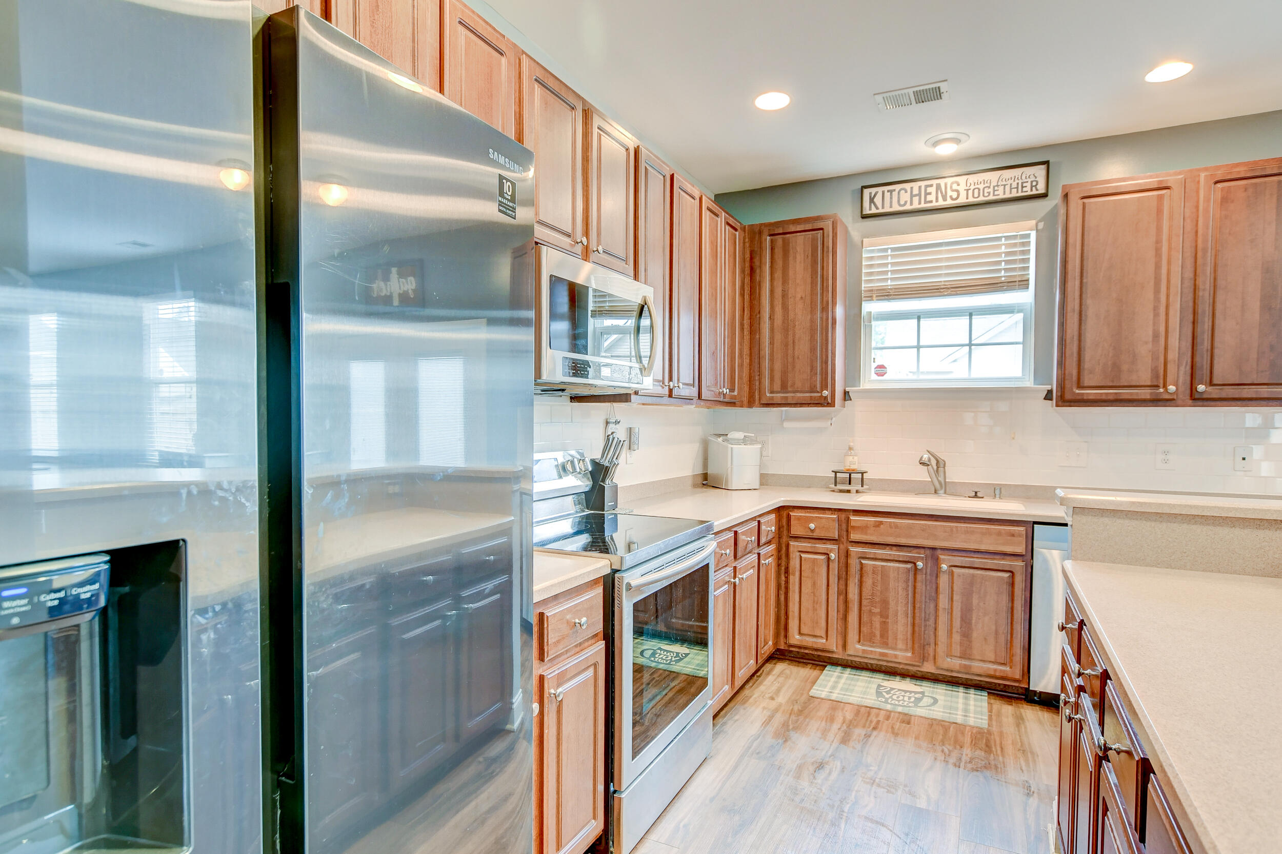 219 Westbrooke Road Summerville, SC 29486 - Photo 9 of 33 DSC_3311_2_3_4_5