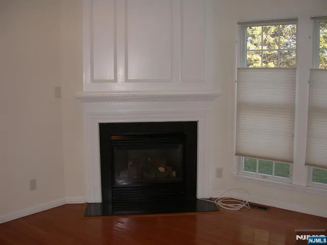 $1,129,000 | 114 White Pine Court, Unit 114, Paramus, NJ 07652