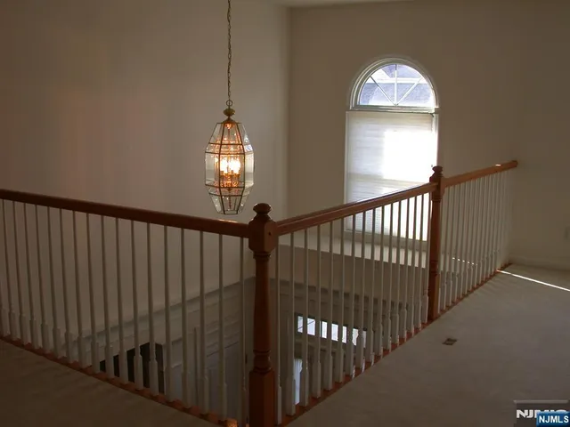 $1,129,000 | 114 White Pine Court, Unit 114, Paramus, NJ 07652