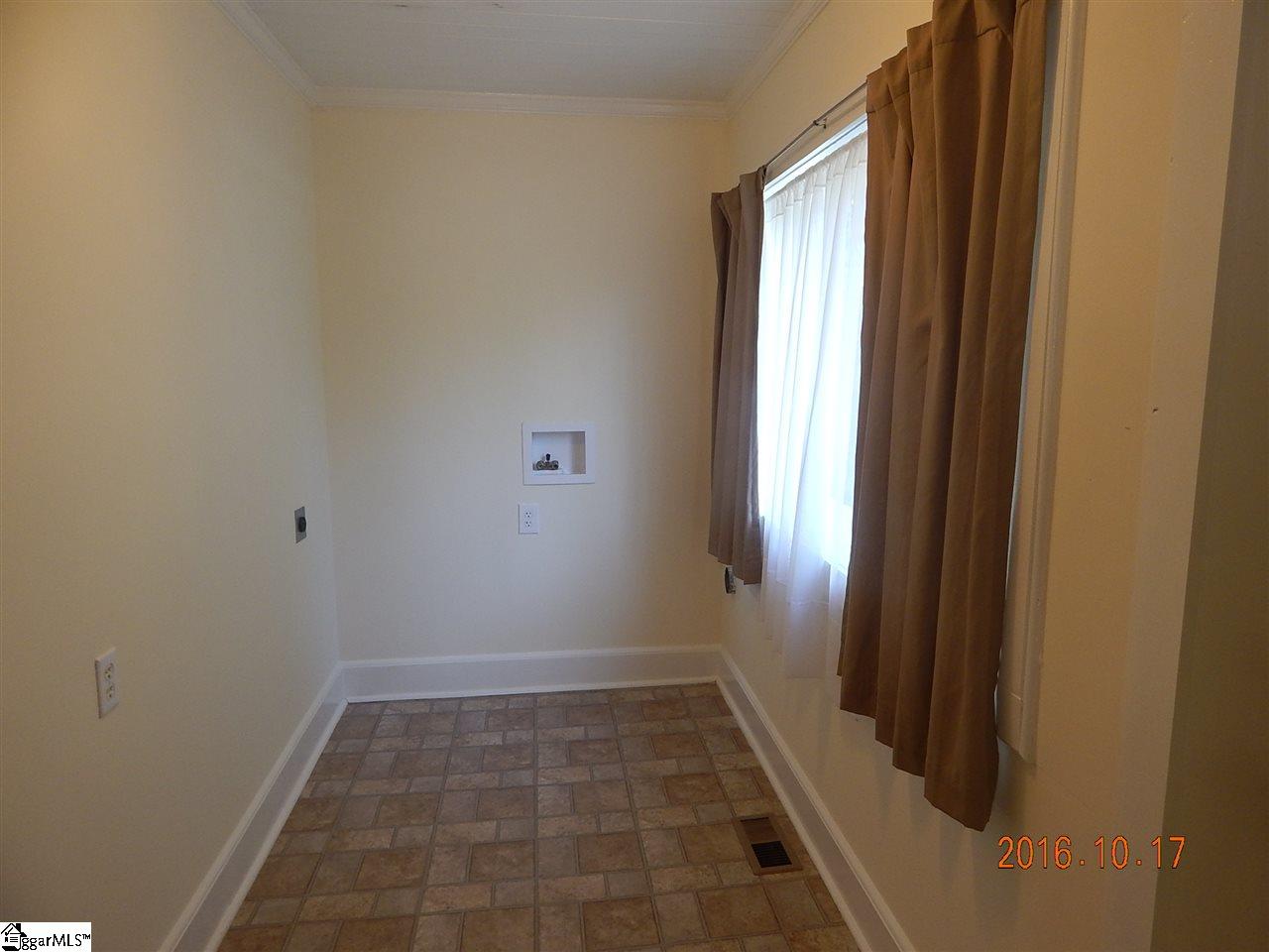 232 Friendship Road Seneca, SC 29678 - Photo 14 of 23 Gallery Image 14
