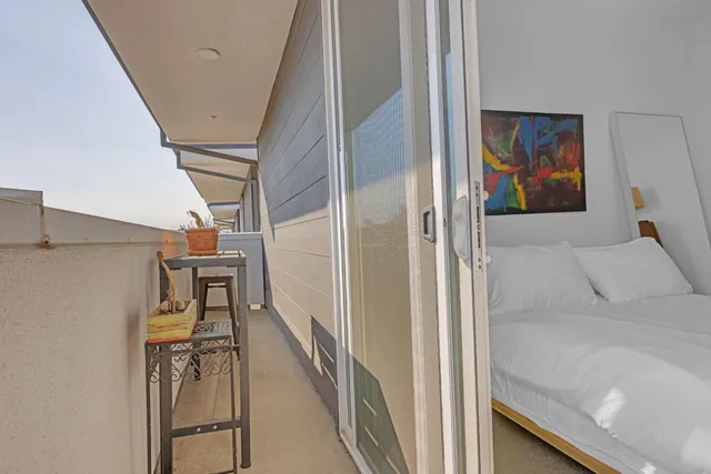 $365,000 | 2431 Cleat Lane, Unit 301, Sacramento, CA 95818