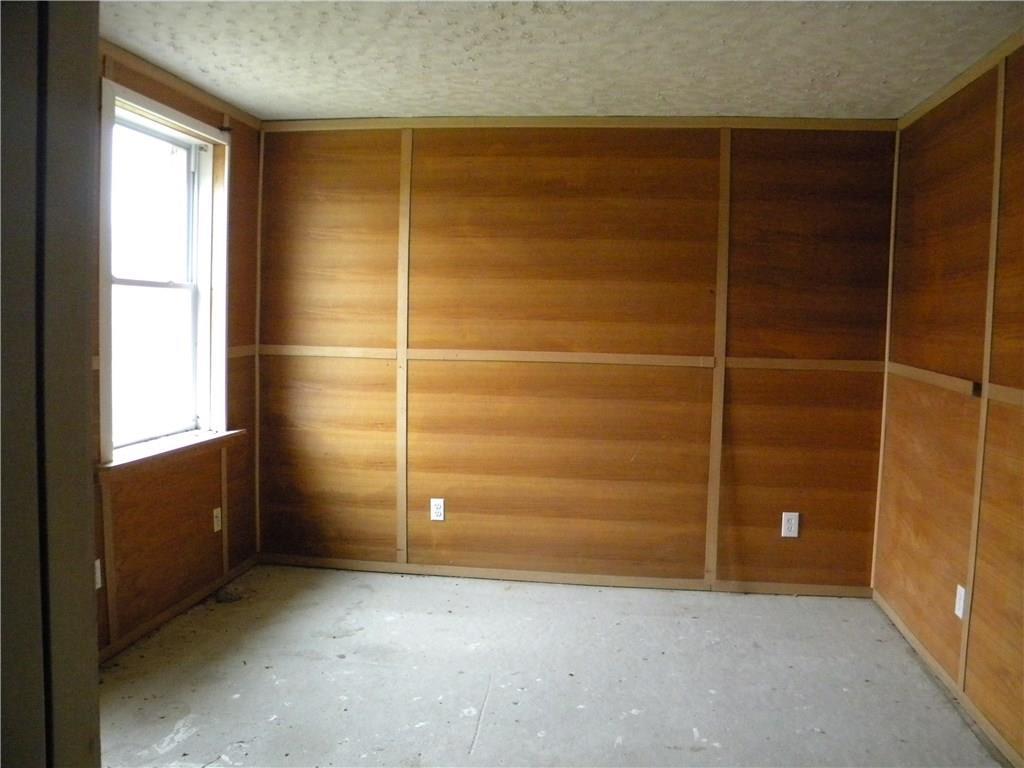121 Mills Road Sidney, ME 04330 - Photo 11 of 29 BEDROOM
