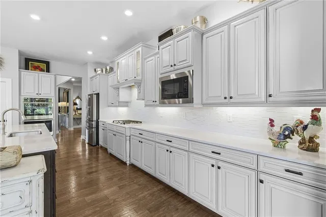 $898,000 | 2015 Cherry Road, Gibsonia, PA 15044