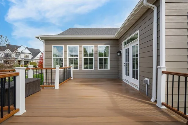 $898,000 | 2015 Cherry Road, Gibsonia, PA 15044