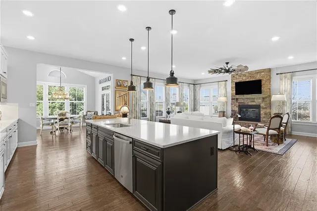 $898,000 | 2015 Cherry Road, Gibsonia, PA 15044