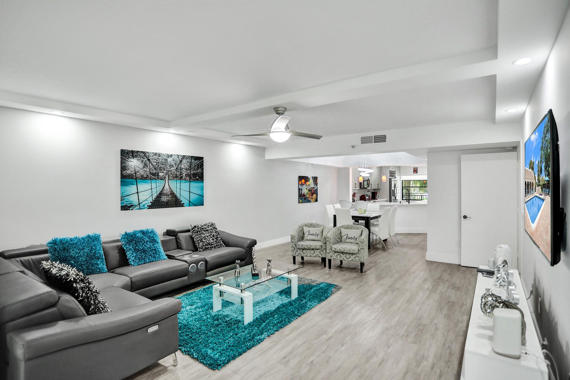 9170 Southwest 14th Street, Unit 4208 Boca Raton, FL 33428 - Photo 7 of 37 Living room 4