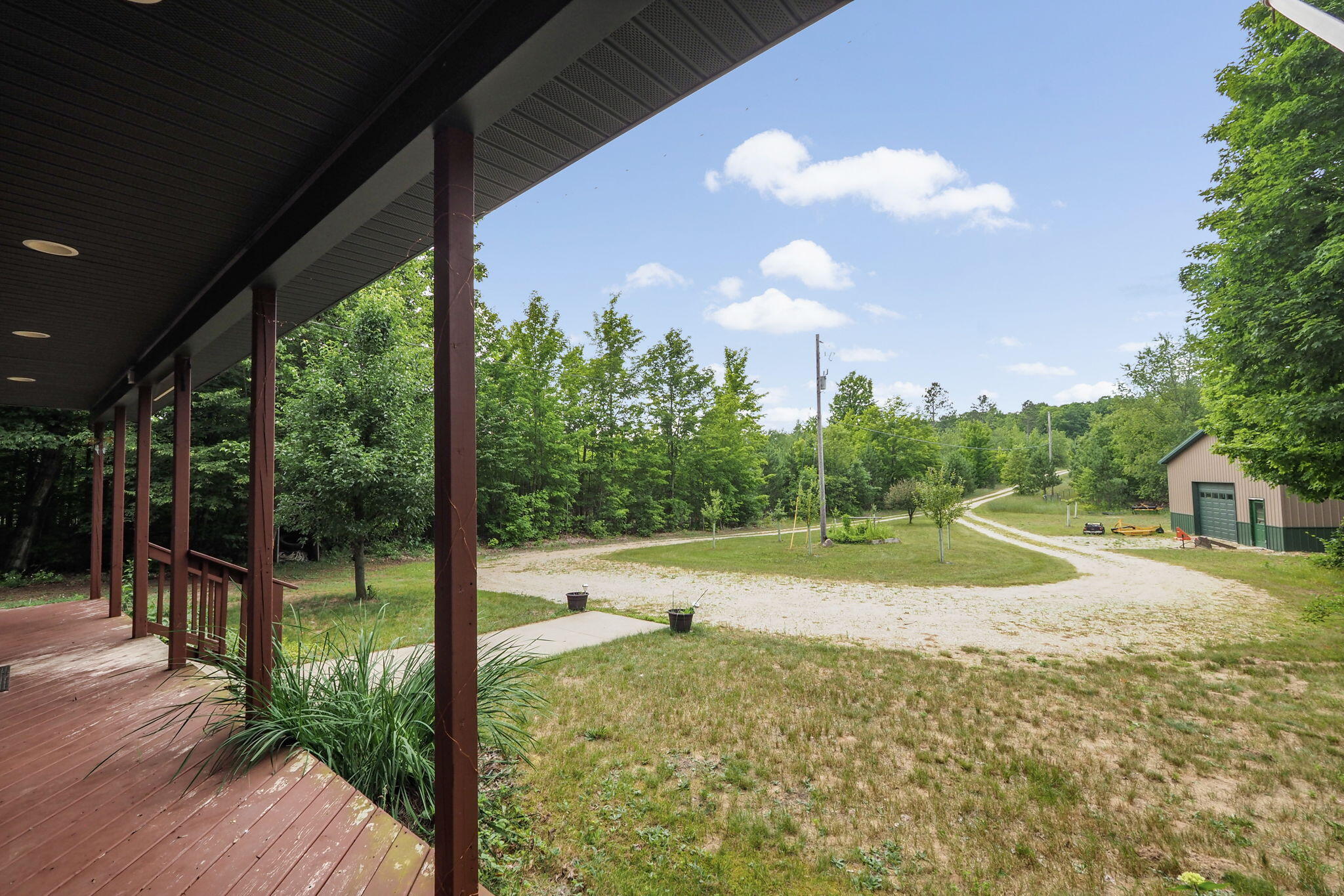 11711 Cinder Road Beulah, MI 49617 - Photo 15 of 53 15-web-or-mls-P7150234