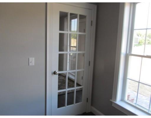 16 Quail Run Road Bridgewater, MA 02324 - Photo 12 of 27 Gallery Image 12