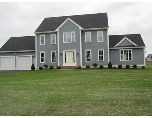16 Quail Run Road Bridgewater, MA 02324 - Photo 2 of 27 Gallery Image 2
