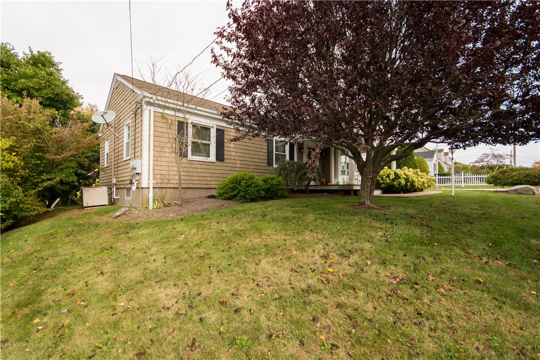 77 Pine Tree Road Portsmouth, RI 02871 - Photo 38 of 40 Gallery Image 38