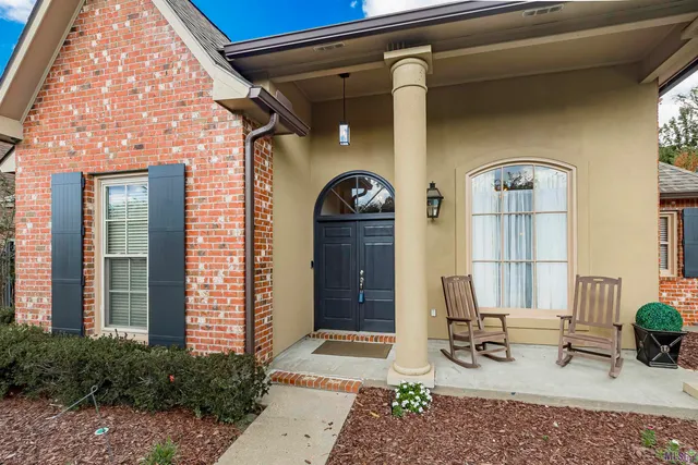 $419,900 | 37220 Mindy Way Drive, Prairieville, LA 70769