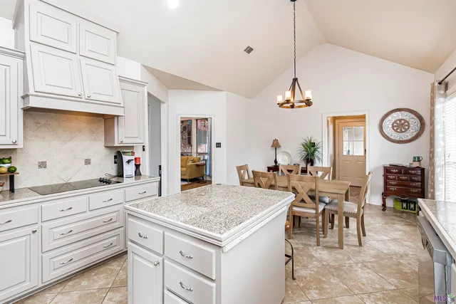 $419,900 | 37220 Mindy Way Drive, Prairieville, LA 70769