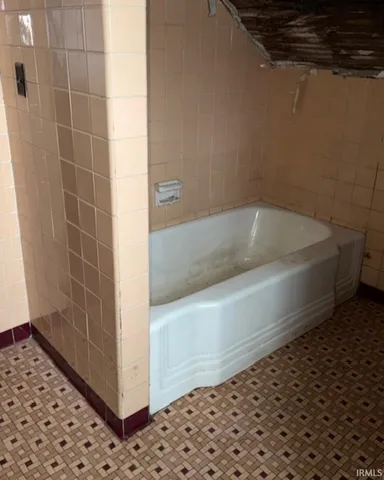 317 South Main Street, Monticello, IN 47960