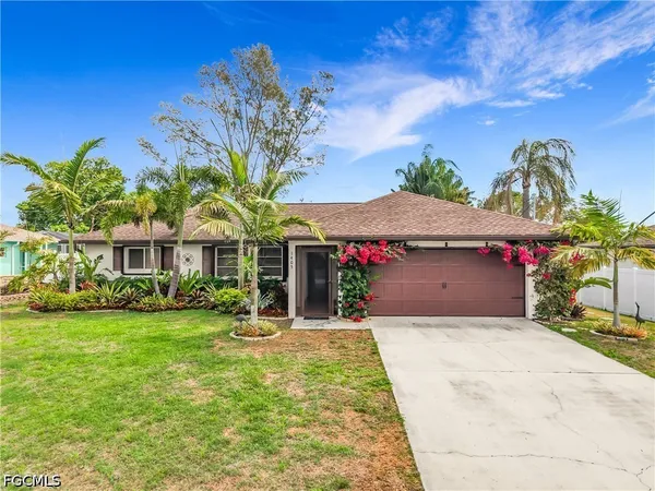 $309,950 | 1405 Southwest 5th Place, Cape Coral, FL 33991