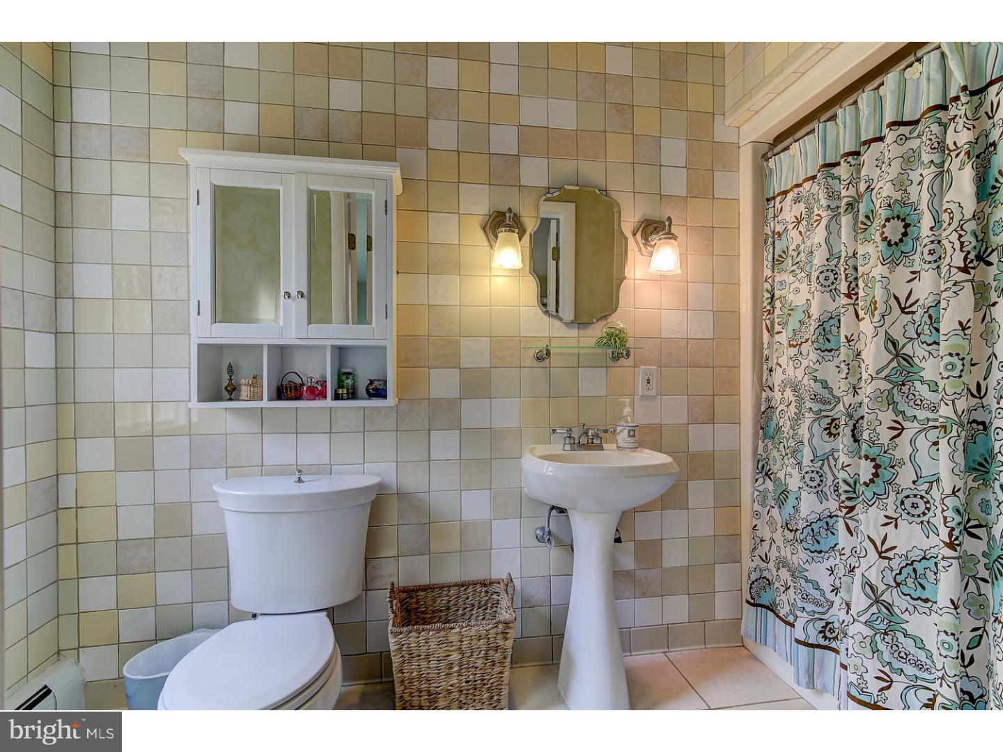 17 Poor Farm Road Pennington, NJ 08534 - Photo 16 of 24 Bathroom
