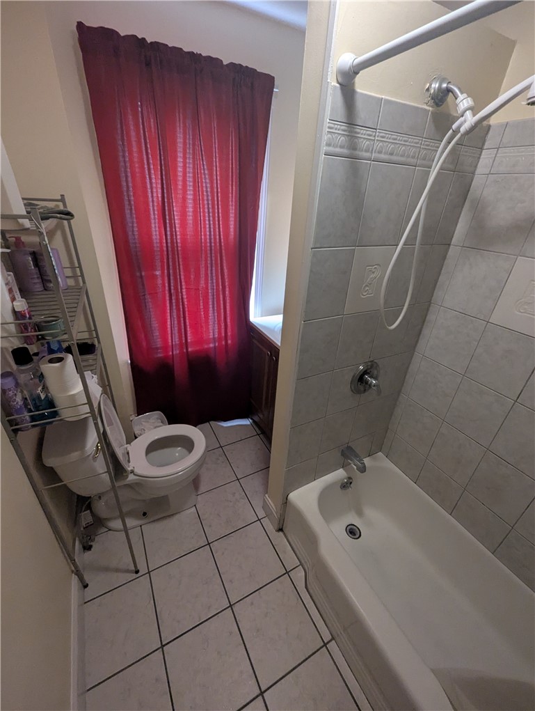 123 Laban Street Providence, RI 02909 - Photo 30 of 42